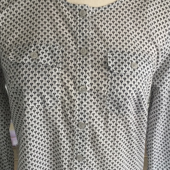 LOFT The Softened Shirt Button Up Blouse Sz S - Picture 7 of 10